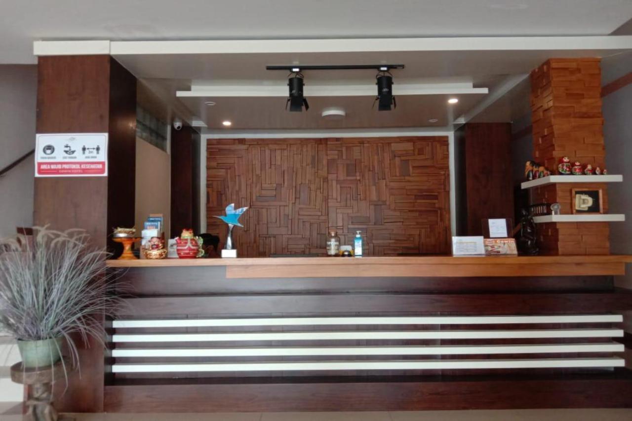 Oyo 90473 Gowin Hotel Kuta Lombok Exterior foto