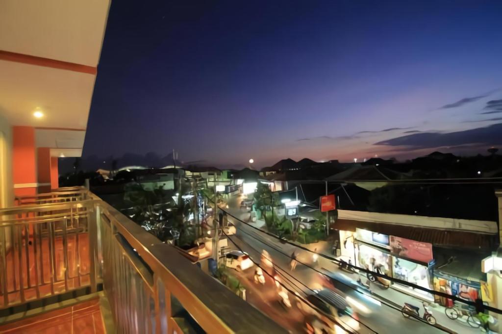 Oyo 90473 Gowin Hotel Kuta Lombok Exterior foto