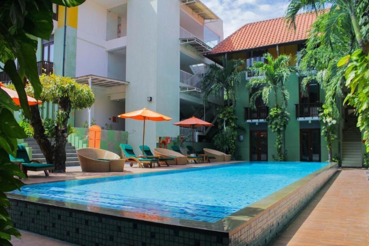 Oyo 90473 Gowin Hotel Kuta Lombok Exterior foto